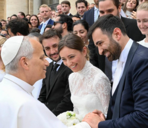 Papa: não tenham medo, Deus chama os jovens ao grande amor do matrimônio