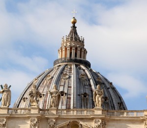 O Papa: mulheres no Vaticano, uma riqueza a ser reconhecida e valorizada cada vez mais