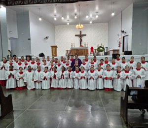 INVESTIDURA DE COROINHAS - MENORES E MAIORES