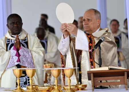 O Papa: redescobrir o caminho da vida e tornar-se construtor de paz e fraternidade