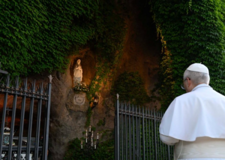 O Papa: redescobrir Maria como pilar do diálogo e caminho para a paz