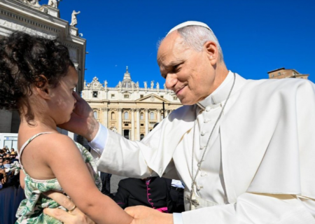 Papa aos fiéis de língua portuguesa: nada escapa ao cuidado pastoral da Igreja