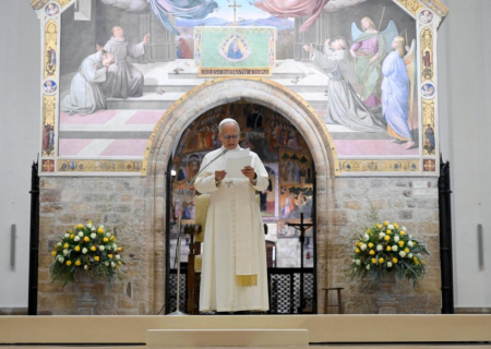 Uma missa e um encontro com jovens e franciscanos na agenda do Papa em Assis